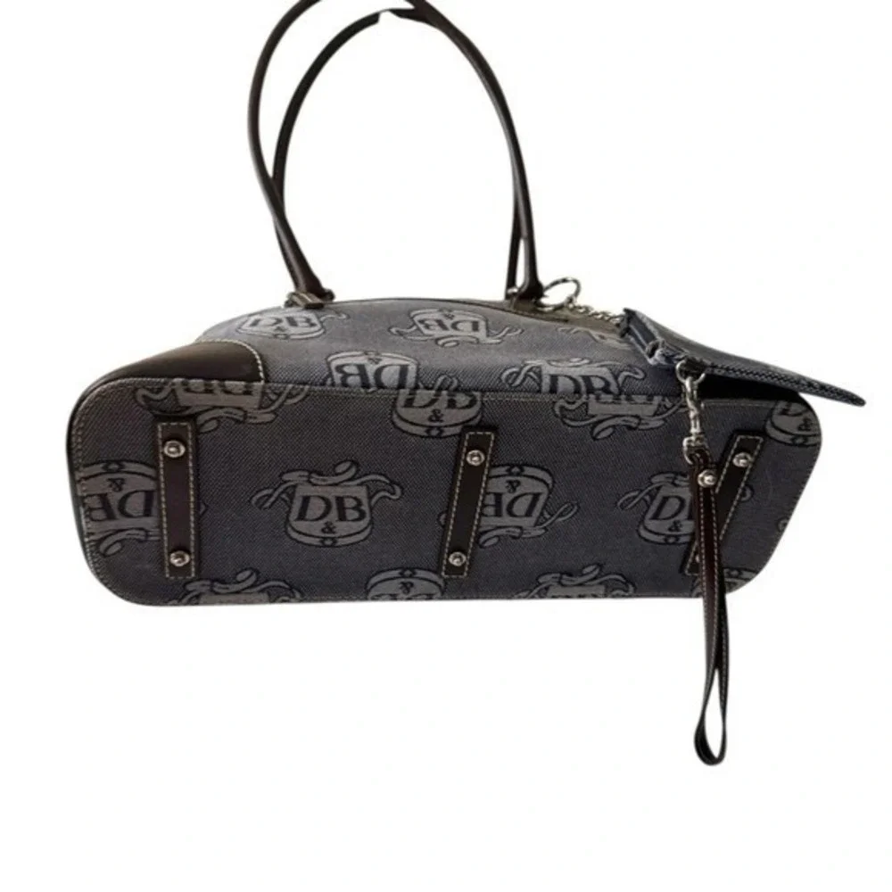 Dooney and Bourke Donegal Crest Domed Satchel w/wristlet Preppy Dark Academia